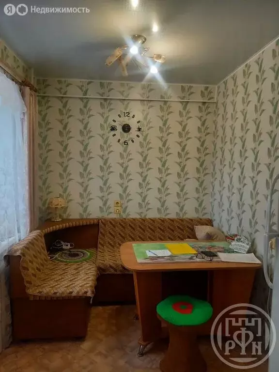 3-комнатная квартира: село Русско-Высоцкое, 26 (74.5 м) - Фото 2