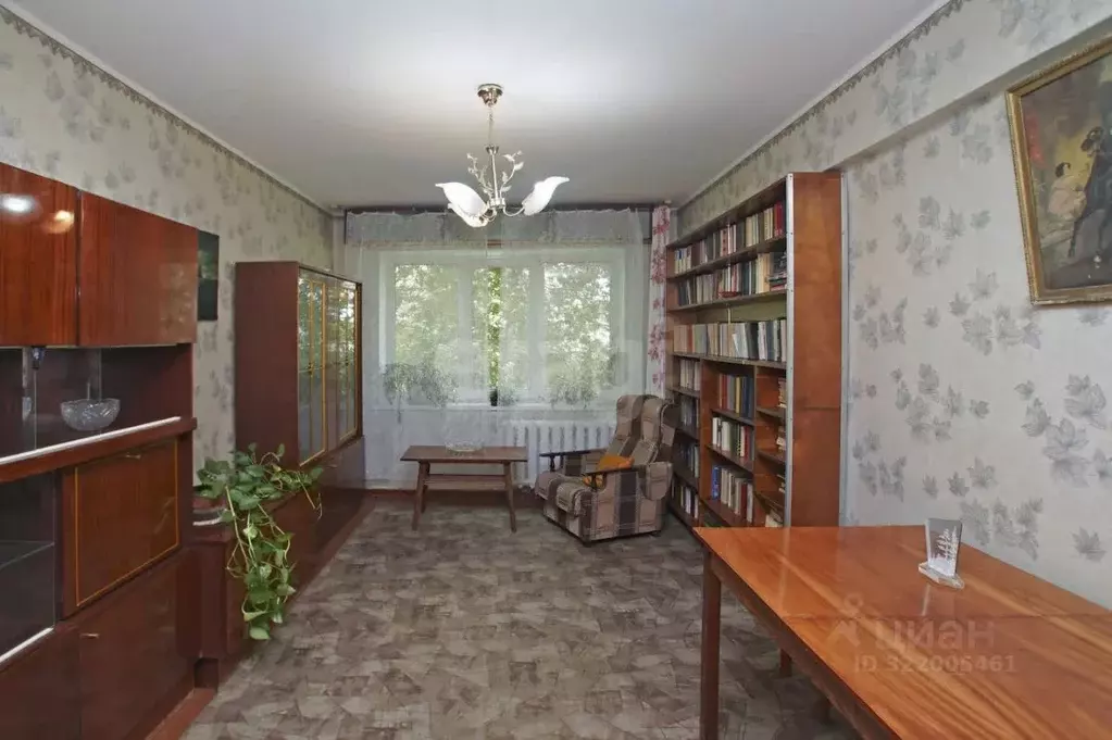 3-к кв. Омская область, Омск ул. 75-й Гвардейской Бригады, 6 (61.9 м) - Фото 1