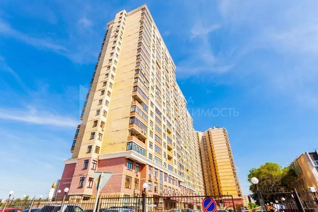 3-к кв. Тюменская область, Тюмень ул. Малыгина, 90 (122.6 м) - Фото 1