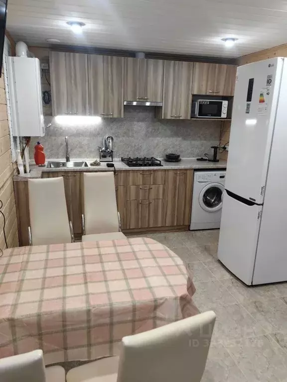 Дом в Новгородская область, Валдай Дорожная ул., 73 (48 м) - Фото 1