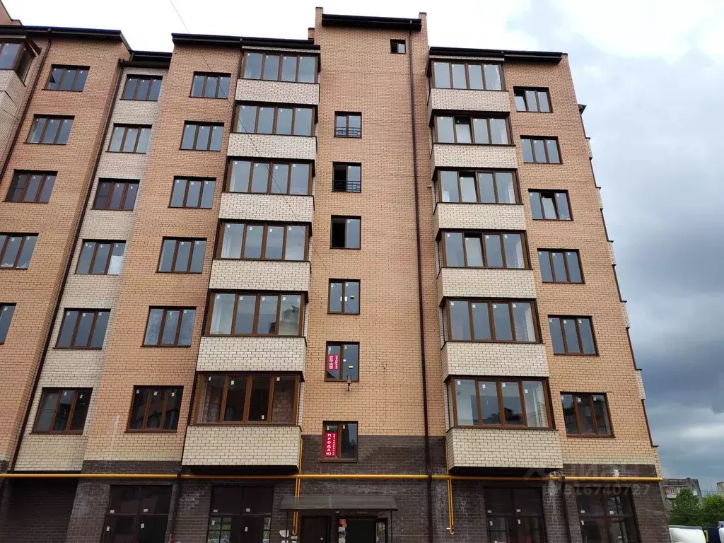 1-к кв. Северная Осетия, Владикавказ ул. Генерала Дзусова, 2А (56.0 м) - Фото 0