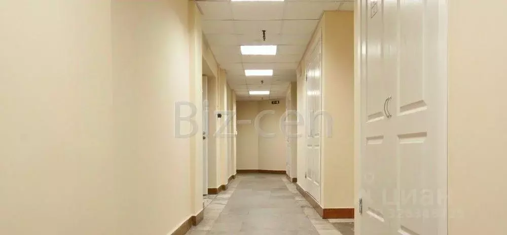 Офис в Санкт-Петербург Кантемировская ул., 12 (130 м) - Фото 1