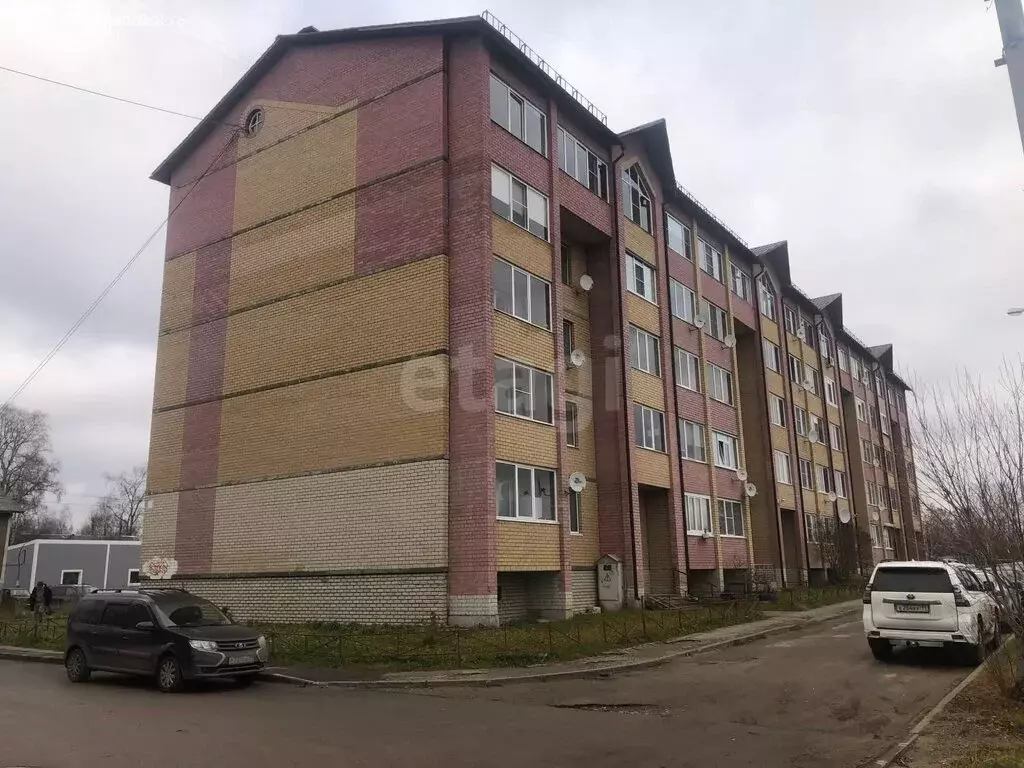 3-комнатная квартира: Сыктывкар, улица Серова, 46 (82.5 м) - Фото 2