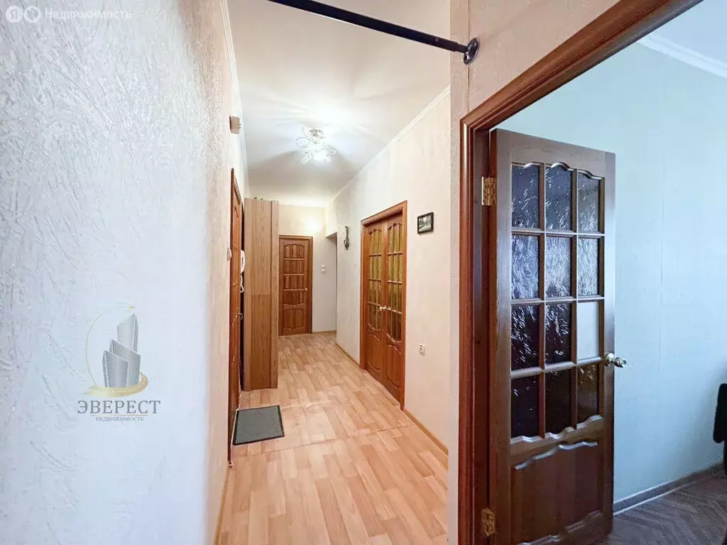 2-комнатная квартира: Новый Уренгой, улица Геологоразведчиков, 12А (61 ... - Фото 2