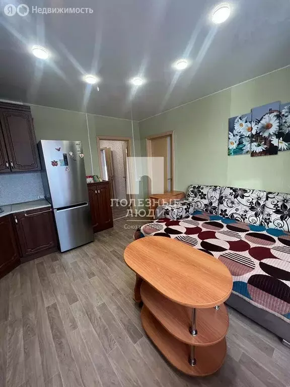 3-комнатная квартира: село Ивановка, улица Кирова, 84 (70.9 м) - Фото 2
