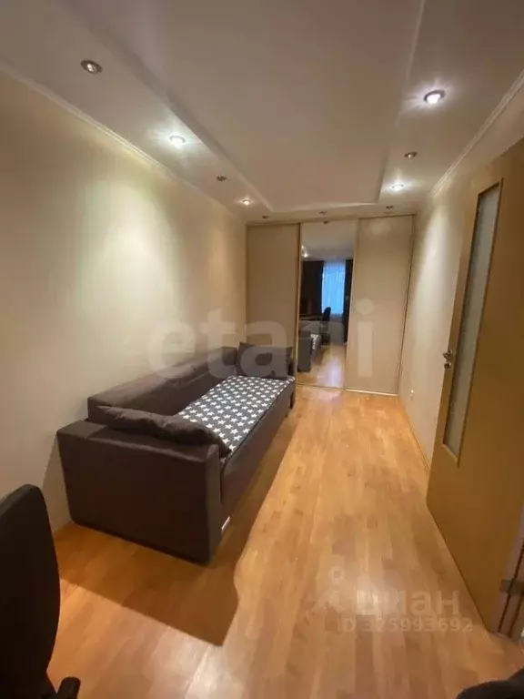 2-к кв. Тюменская область, Тюмень ул. Мельникайте, 95 (42.0 м) - Фото 1