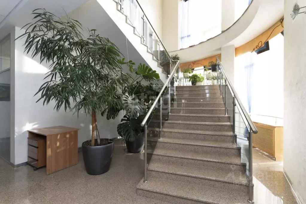 Офис в Ханты-Мансийский АО, Ханты-Мансийск Светлая ул., 67 (600 м) - Фото 1