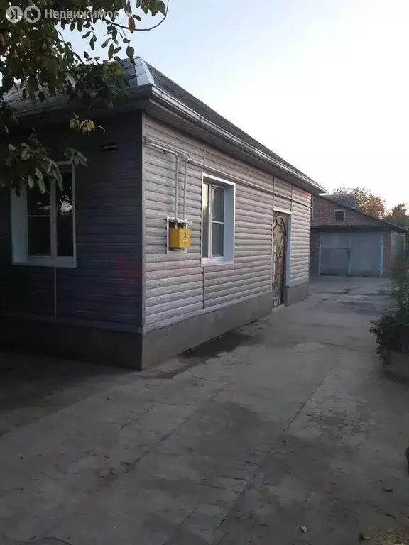 Дом в Волгодонск, Железнодорожная улица, 26 (120 м) - Фото 1