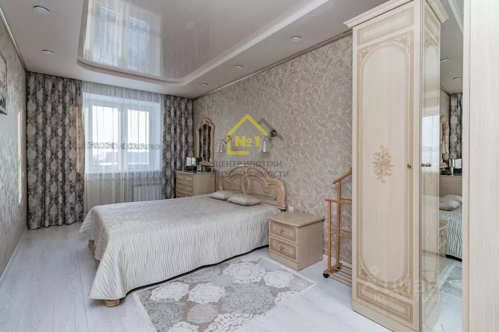 3-к кв. Челябинская область, Челябинск ул. Барбюса, 20 (72.8 м) - Фото 1