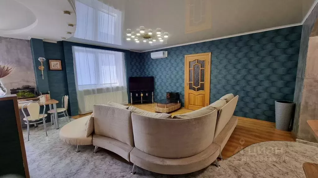 2-к кв. Крым, Симферополь ул. Самокиша, 10А (65.0 м) - Фото 1