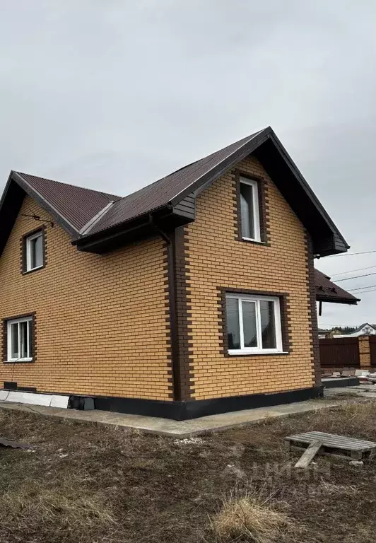 Коттедж в Красноярский край, Сосновоборск 30-й мкр,  (100 м) - Фото 0