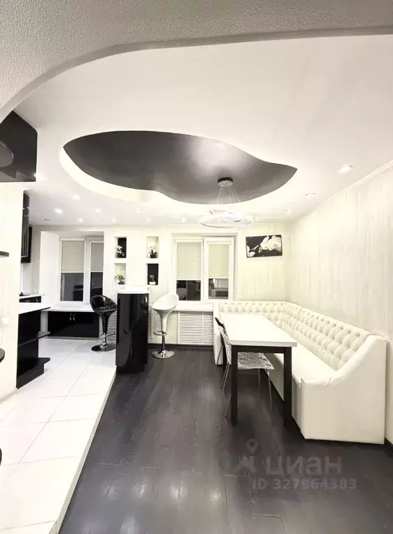 2-к кв. Новгородская область, Великий Новгород ул. Щусева, 7к2 (53.7 ... - Фото 1