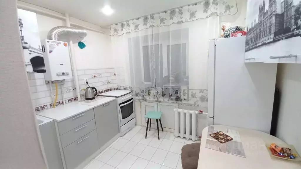 2-к кв. Татарстан, Зеленодольск ул. Энгельса, 11 (45.2 м) - Фото 0