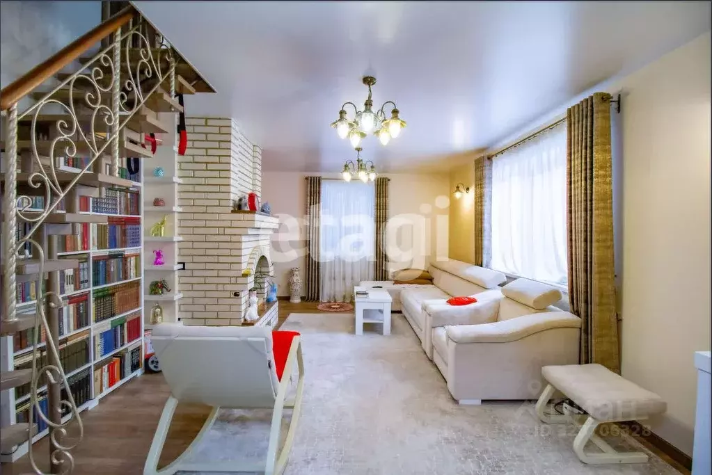 Дом в Красноярский край, Емельяновский муниципальный округ, д. Раскаты ... - Фото 1