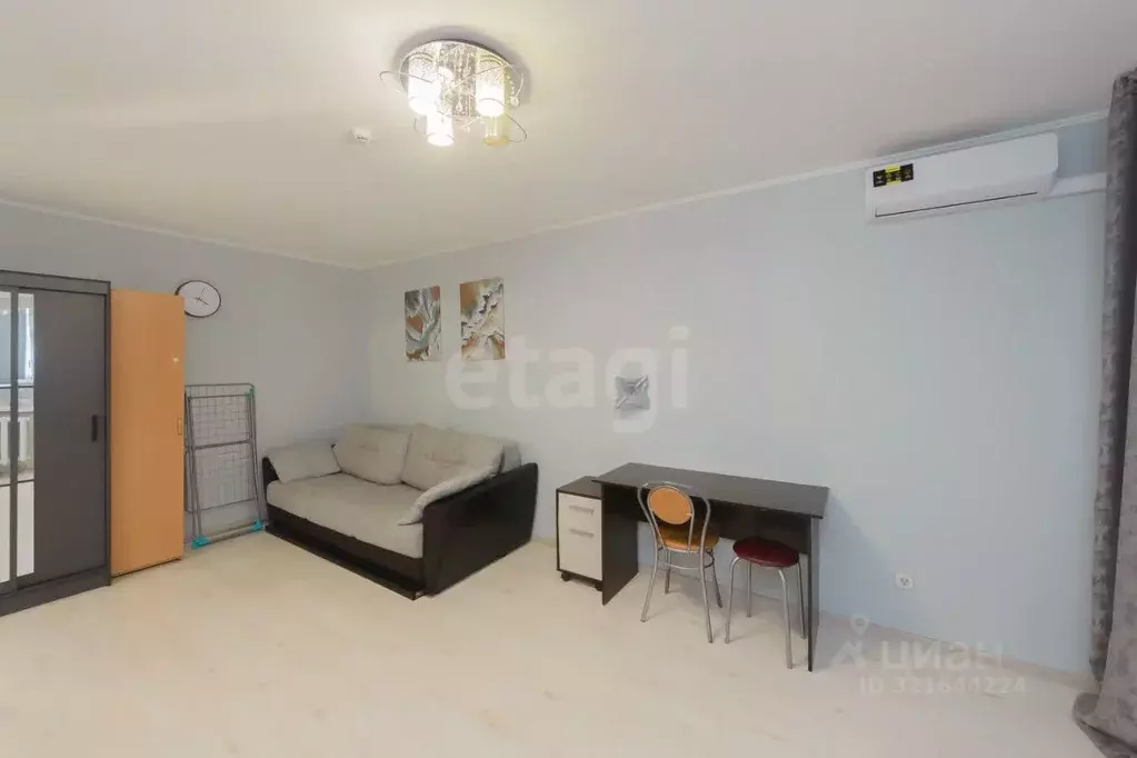 1-к кв. Тюменская область, Тюмень ул. Монтажников, 41 (38.0 м) - Фото 1