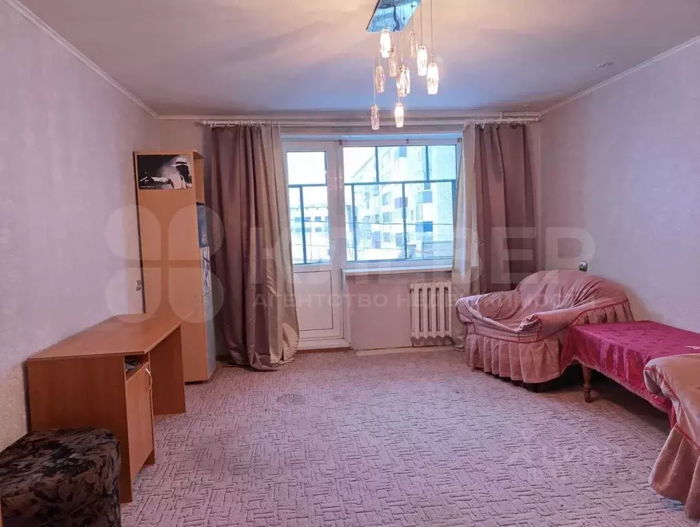 4-к кв. Пермский край, Чернушка Коммунистическая ул., 12 (79.1 м) - Фото 0