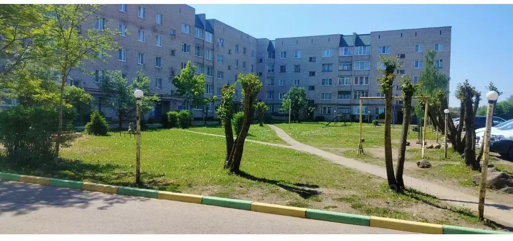 2-к кв. Новгородская область, Валдай ул. Ломоносова, 88/27 (49.0 м) - Фото 0