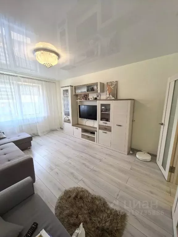 1-к кв. Татарстан, Казань ул. Серова, 41 (42.0 м) - Фото 1