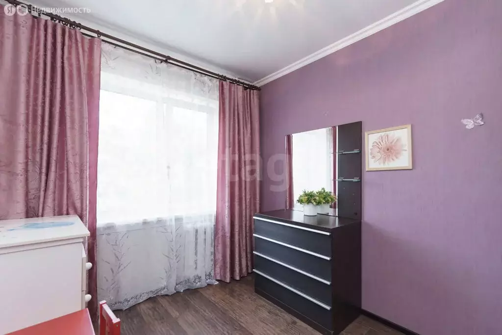 4-комнатная квартира: Новосибирск, улица Петухова, 106 (61 м) - Фото 1