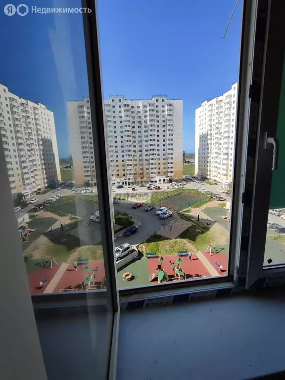 3-комнатная квартира: Анапа, улица Адмирала Пустошкина, 12к2 (90 м) - Фото 2