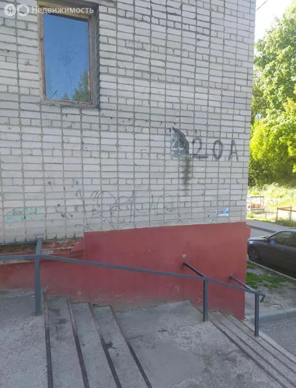 2-комнатная квартира: Смоленск, улица Фрунзе, 20А (38 м) - Фото 1