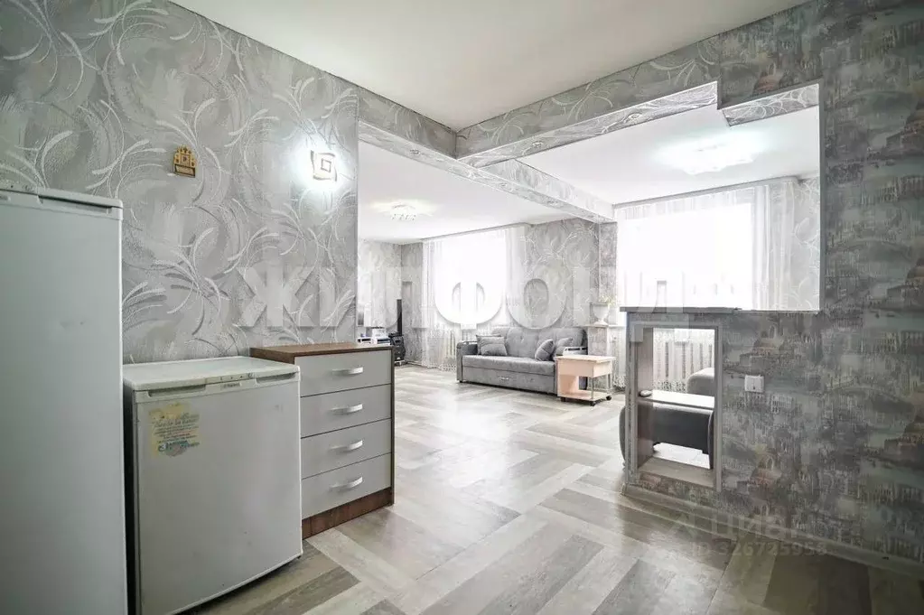 Дом в Алтайский край, Барнаул городской округ, пос. Лесной пер. 5-й ... - Фото 2