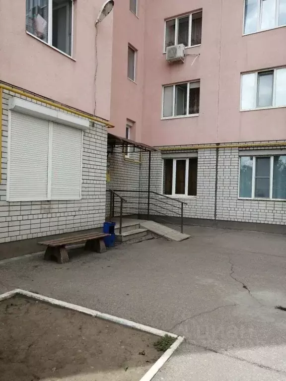 3-к кв. Саратовская область, Энгельс Студенческая ул., 68в (80.0 м) - Фото 1