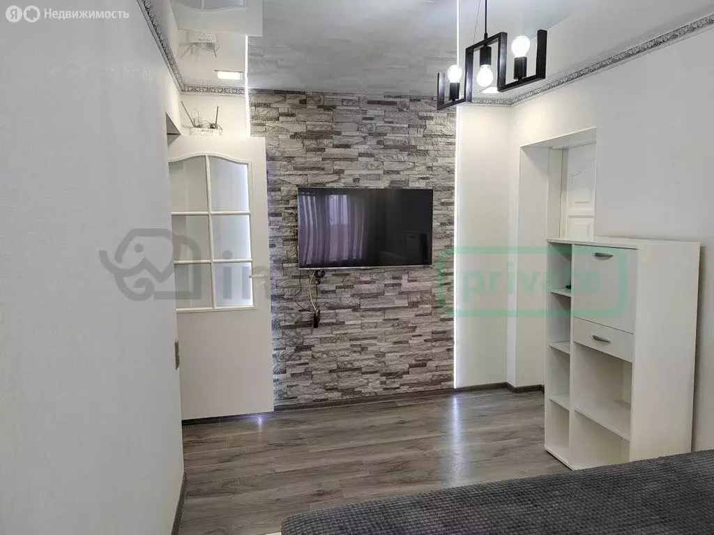 1-комнатная квартира: Калининград, улица Горького, 50 (29.6 м) - Фото 2