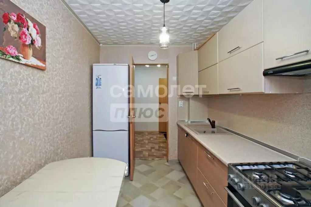 2-к кв. Омская область, Омск Мельничная ул., 89к6 (47.8 м) - Фото 0