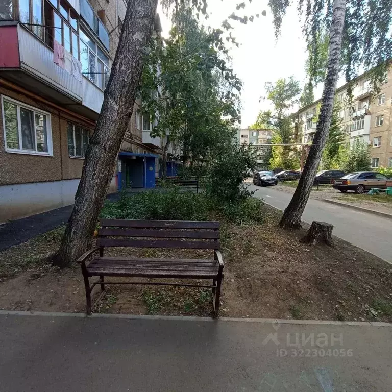 2-к кв. Саратовская область, Энгельс 2-й мкр, 32 (45.0 м) - Фото 2