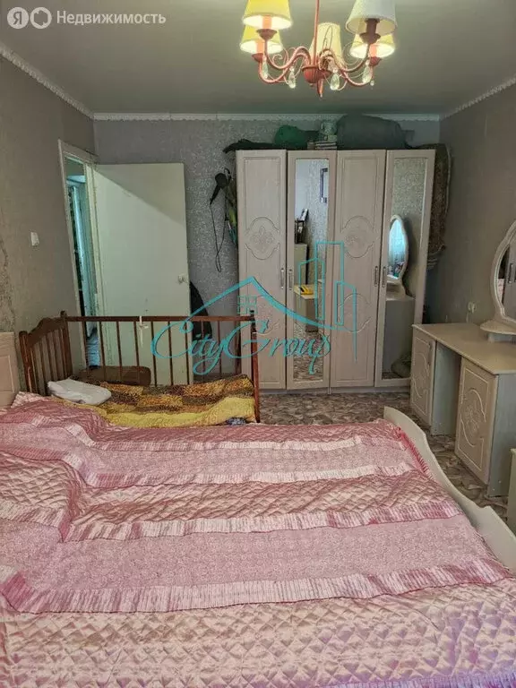 3-комнатная квартира: Кувандык, улица Маршала Жукова, 6 (61.5 м) - Фото 1