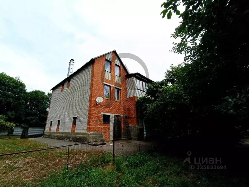 Коттедж в Краснодарский край, Апшеронск Заречный пер. (327 м) - Фото 2