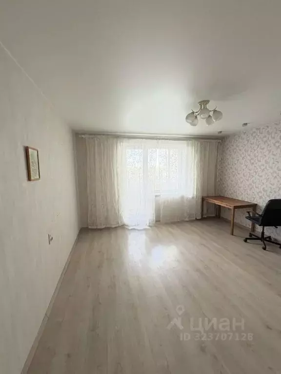 2-к кв. Челябинская область, Челябинск Двинская ул., 21 (65.0 м) - Фото 1