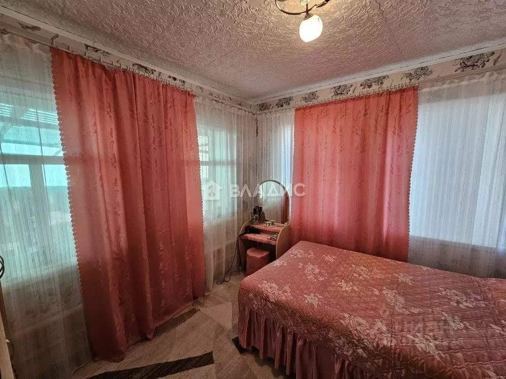 Дом в Волгоградская область, Волгоград Саранская ул., 89 (121 м) - Фото 1