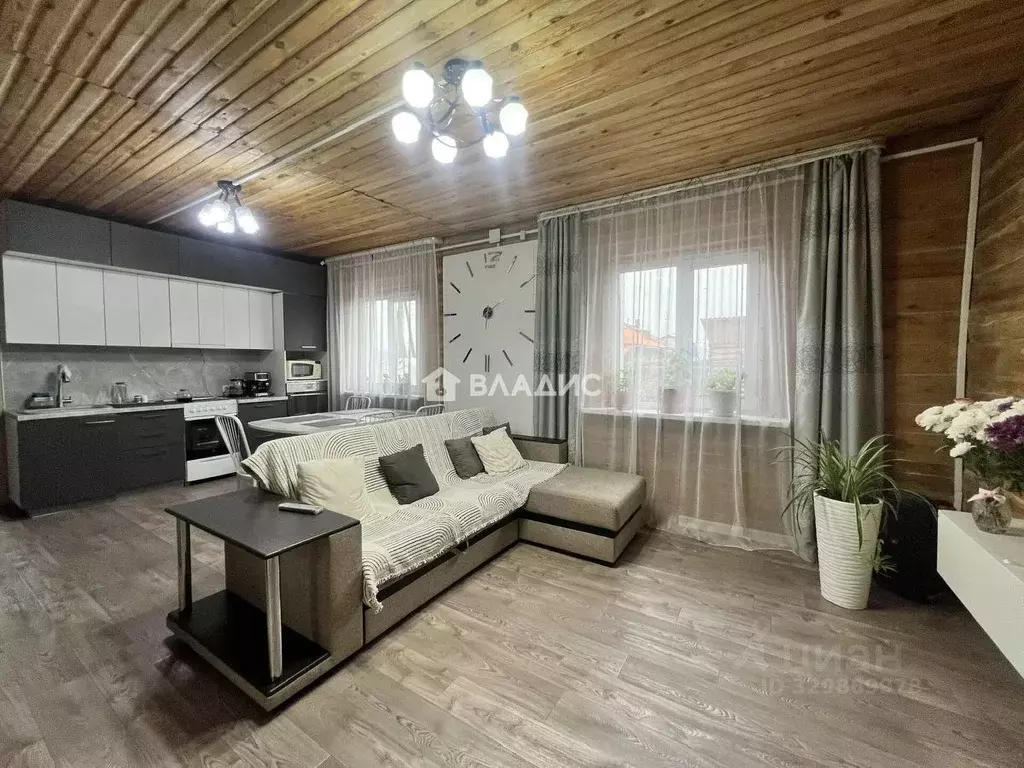 Дом в Бурятия, Улан-Удэ Горького мкр, ул. Горького, 46 (102 м) - Фото 1