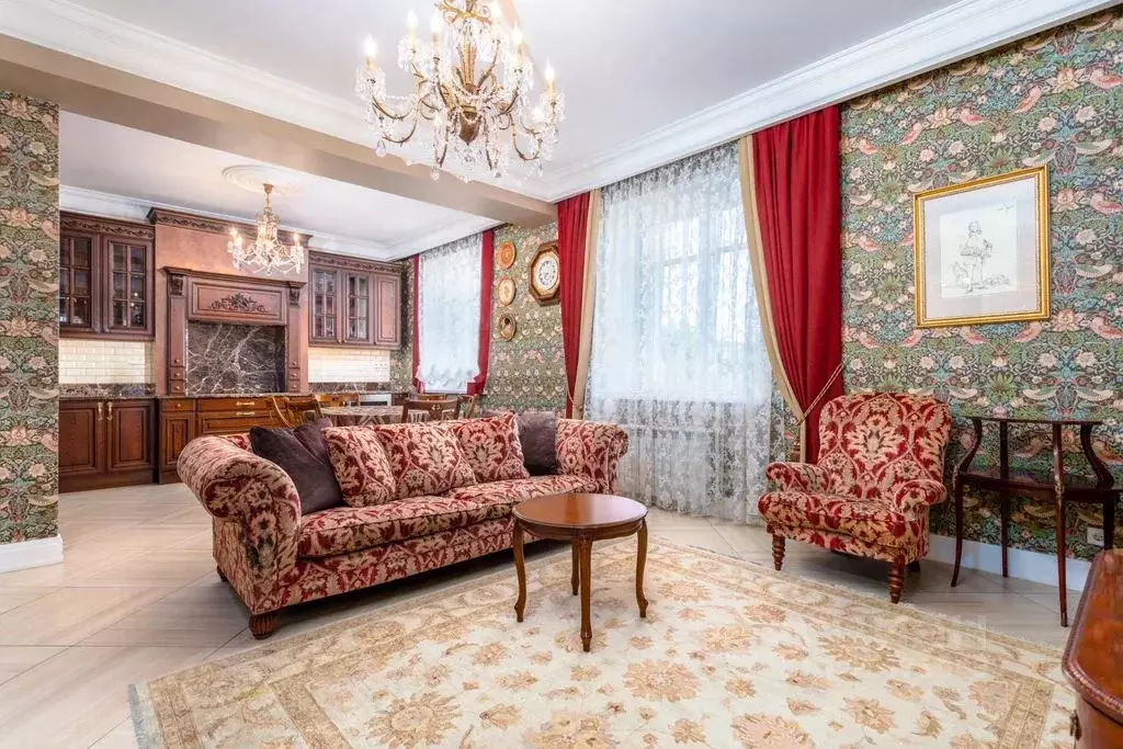 6-к кв. Санкт-Петербург ул. Молдагуловой, 7/6 (200.0 м) - Фото 0