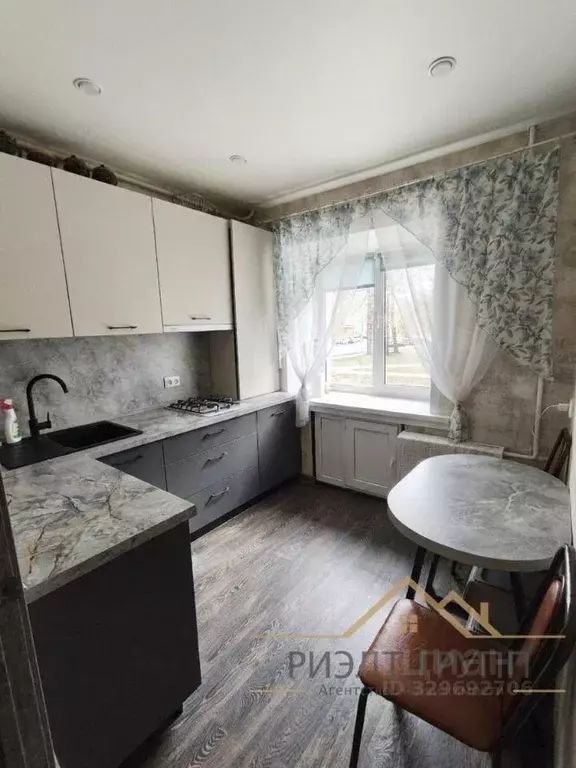2-к кв. Татарстан, Казань Ленинградская ул., 34 (42.1 м) - Фото 1