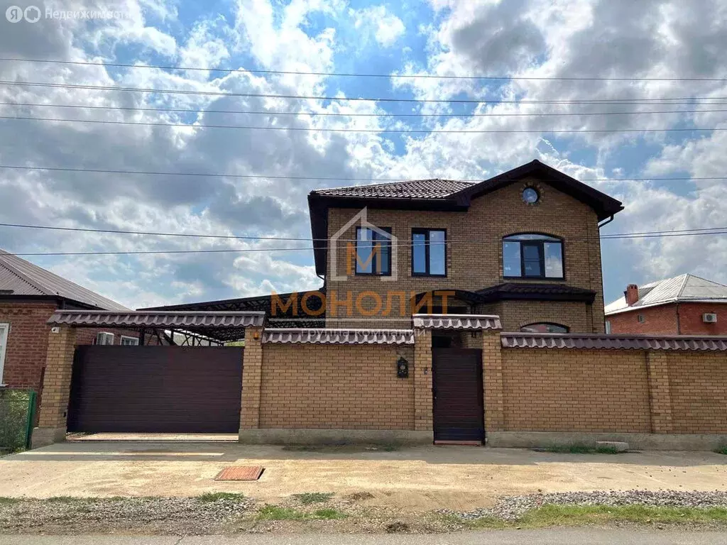 Дом в Горячий Ключ, улица Закруткина (160 м) - Фото 0