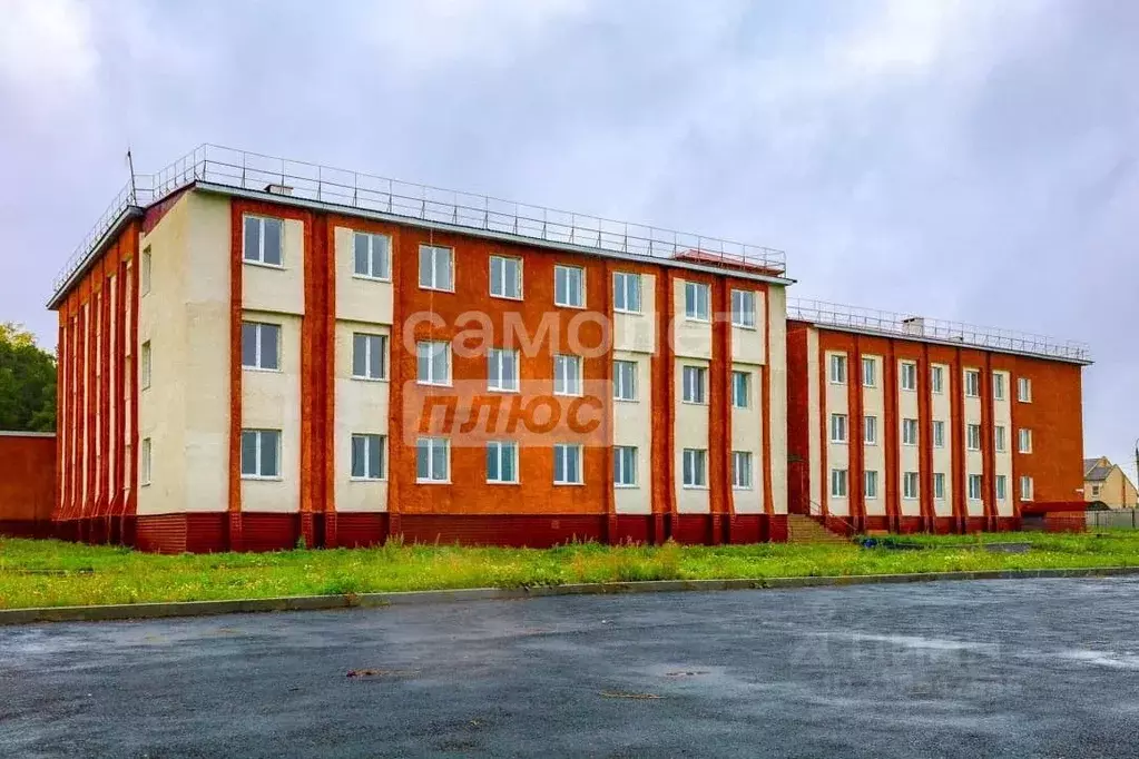 2-к кв. Челябинская область, Верхний Уфалей ул. Ленина, 2А (51.2 м) - Фото 1