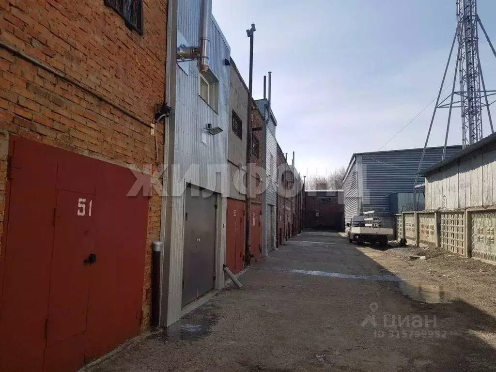 Гараж в Новосибирская область, Новосибирск ул. Бориса Богаткова, 183 ... - Фото 0