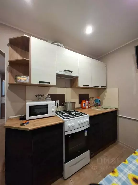 1-к кв. Коми, Сыктывкар просп. Бумажников, 40 (33.0 м) - Фото 1