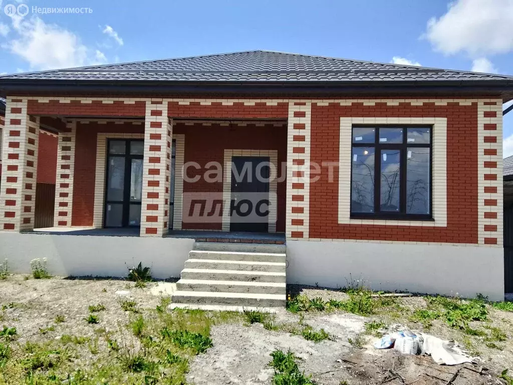 Дом в станица Ессентукская, Юцкая улица, 124 (140 м) - Фото 1