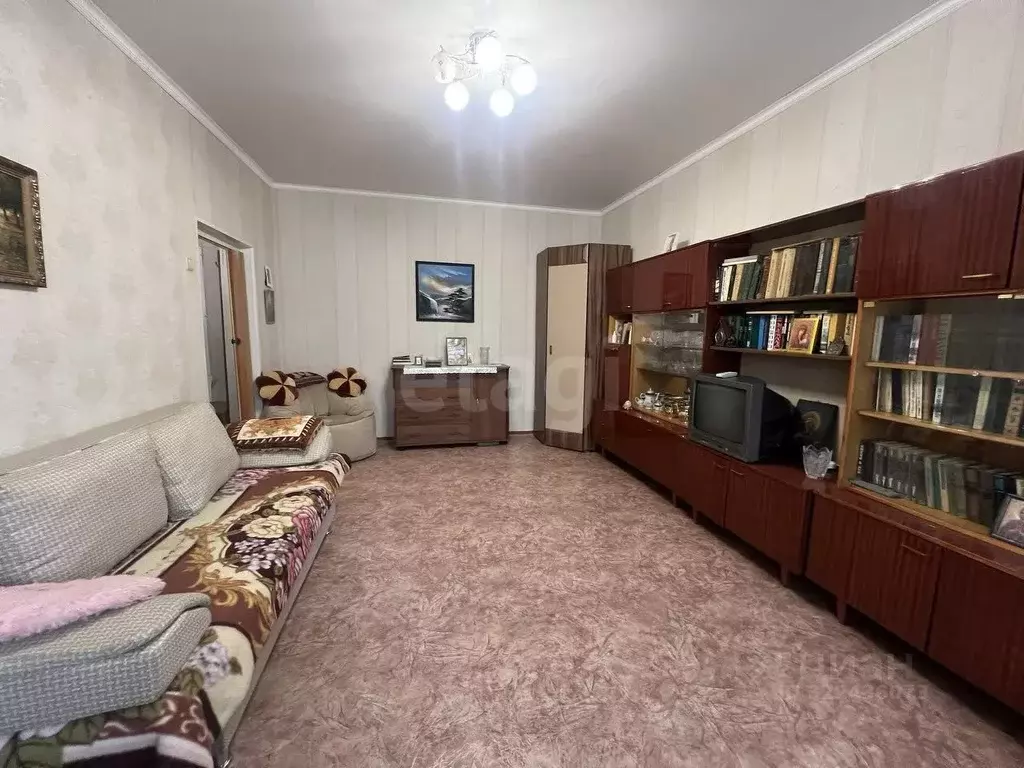 1-к кв. Белгородская область, Губкин ул. Кирова, 39 (33.4 м) - Фото 0