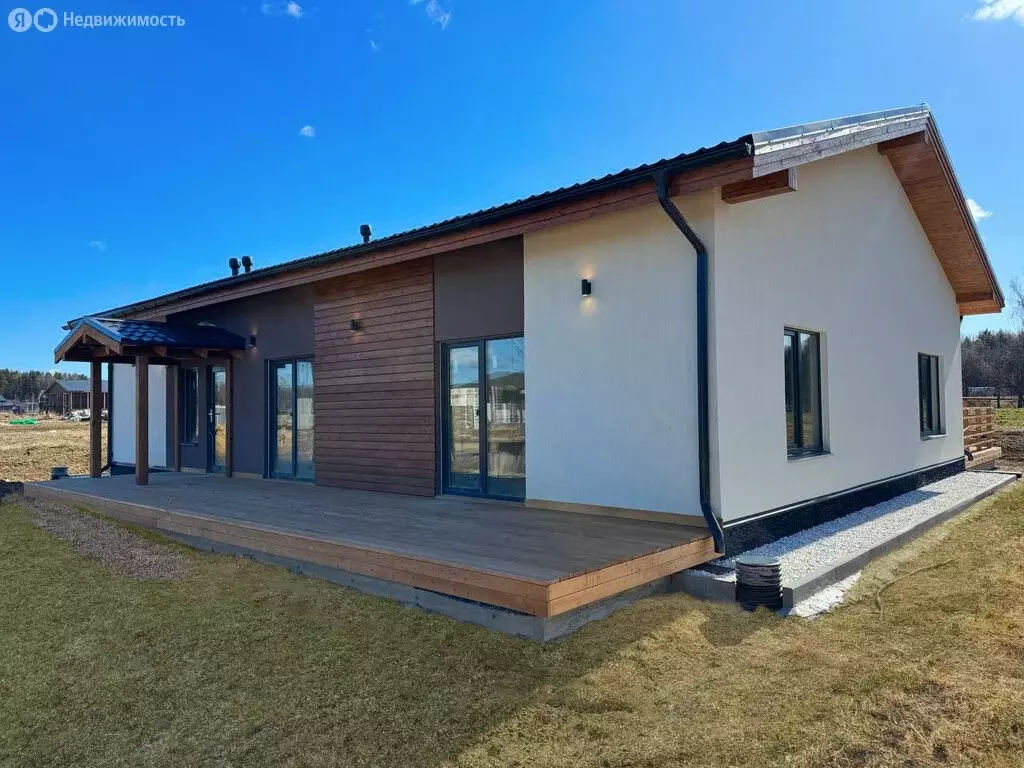 Дом в Фёдоровское, улица Борщевика (134 м) - Фото 1