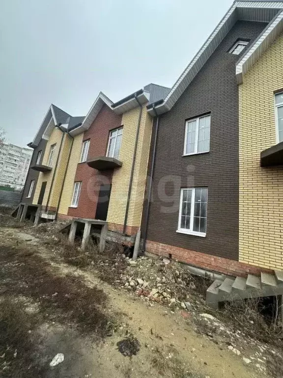 Таунхаус в Тульская область, Тула Епифанская ул., 50А (106 м) - Фото 1