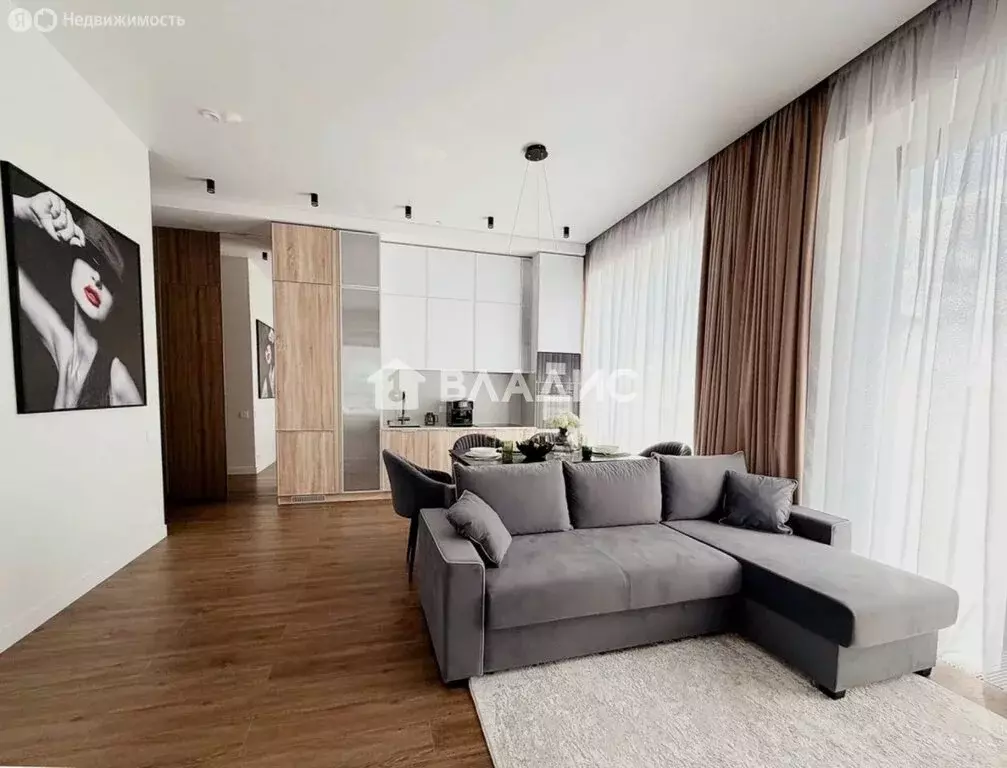 3-комнатная квартира: Москва, улица Академика Челомея, 1А (64 м) - Фото 1