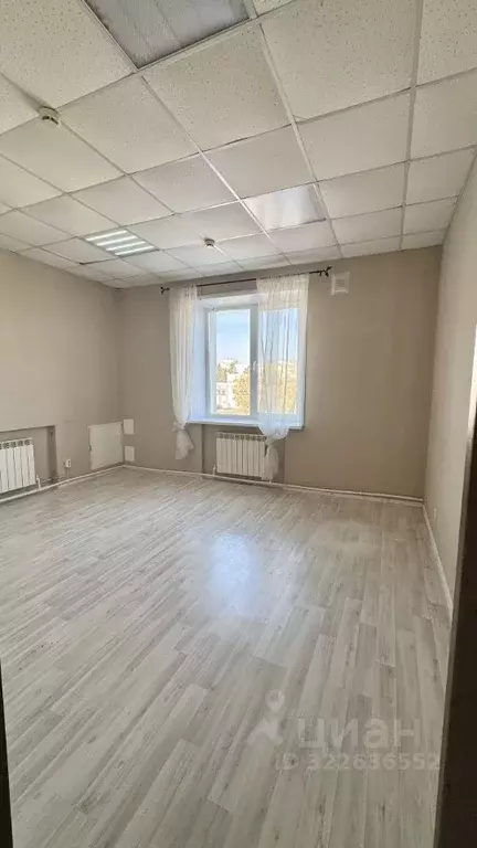 Офис в Татарстан, Казань ул. Мазита Гафури, 71к3 (28 м) - Фото 1