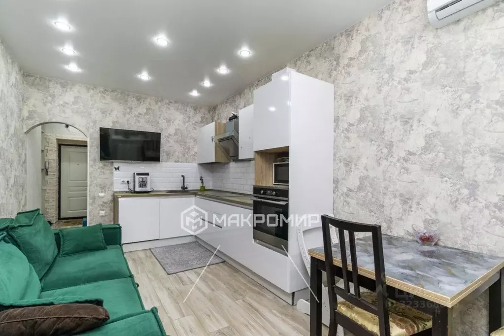 1-к кв. Ханты-Мансийский АО, Сургут Югорская ул., 40 (53.4 м) - Фото 1