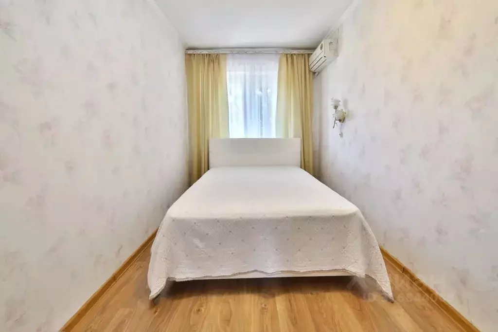 3-к кв. Краснодарский край, Сочи ул. Конституции СССР, 32 (57.0 м) - Фото 0