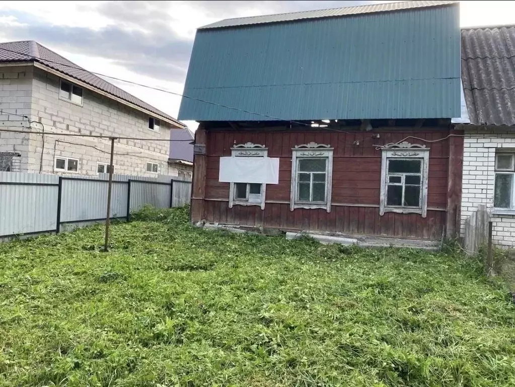 Дом в Брянская область, Брасовский район, Локоть рп просп. Ленина, 1 ... - Фото 1